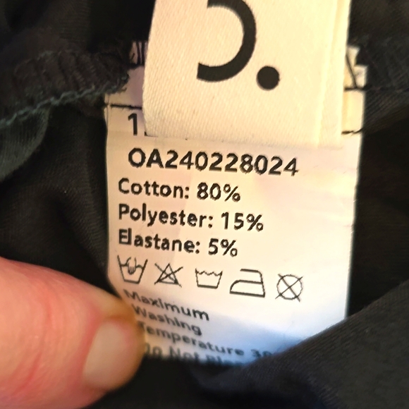 NWT Commense Patchwork Pockets Midi Dress in Black Size Medium - Picture 14 of 14